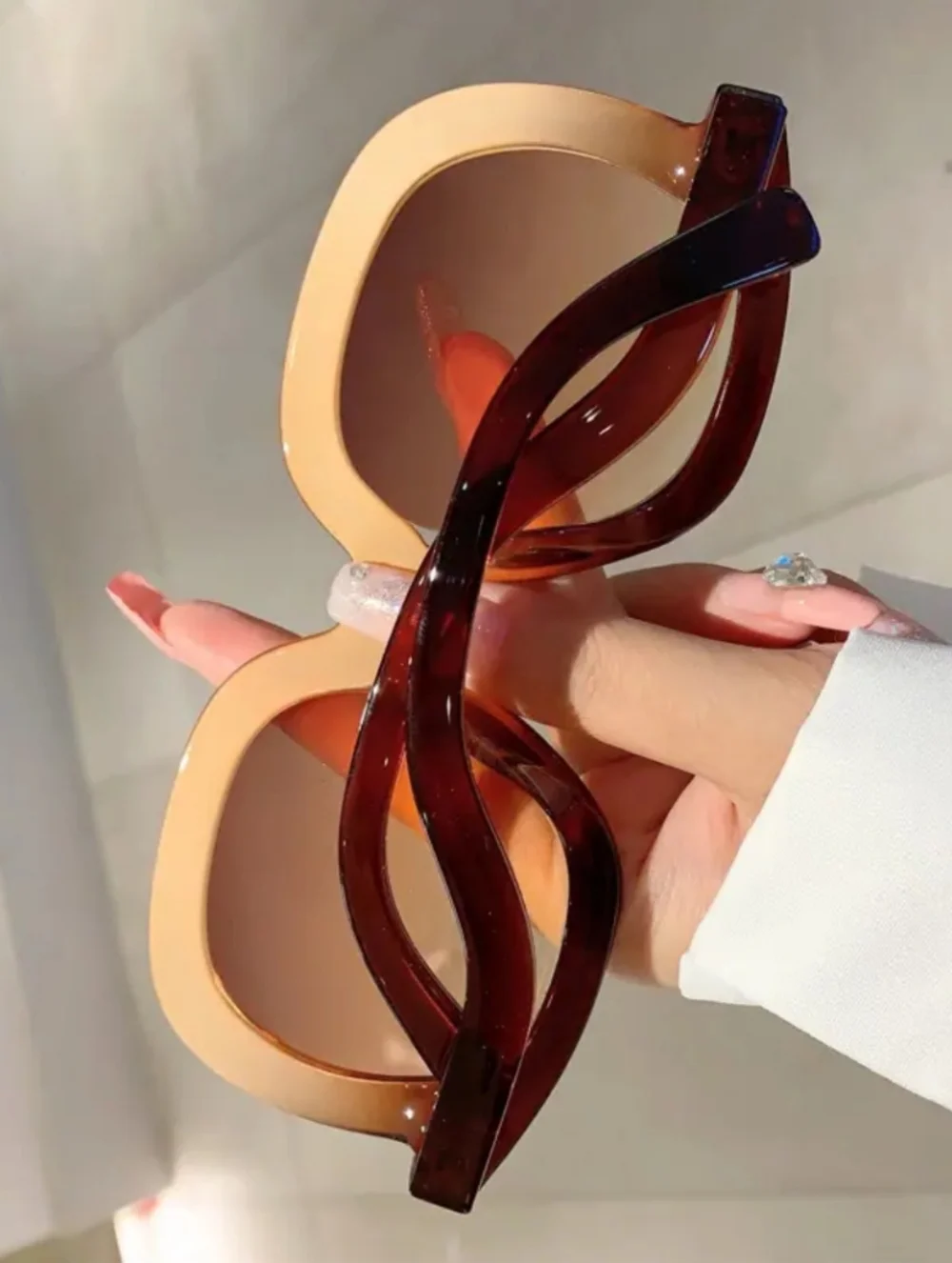 Oversized Two-Tone Brown Gradient Sunglasses - Women Accessories